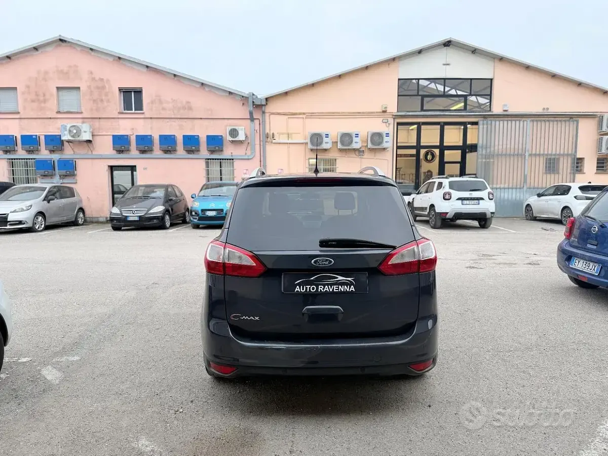 Usata Ford C-MAX 116 CV (85 kW) 2011 Grigio Monovolume