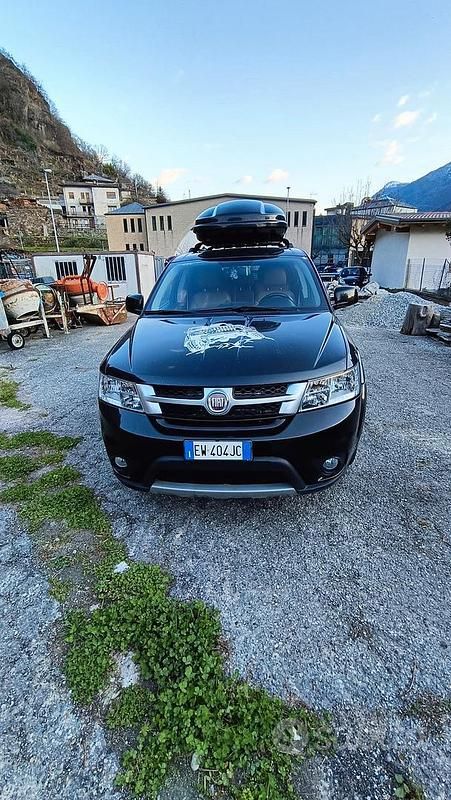 Usata Fiat Freemont 170 CV (125 kW) 2014 Nero SUV