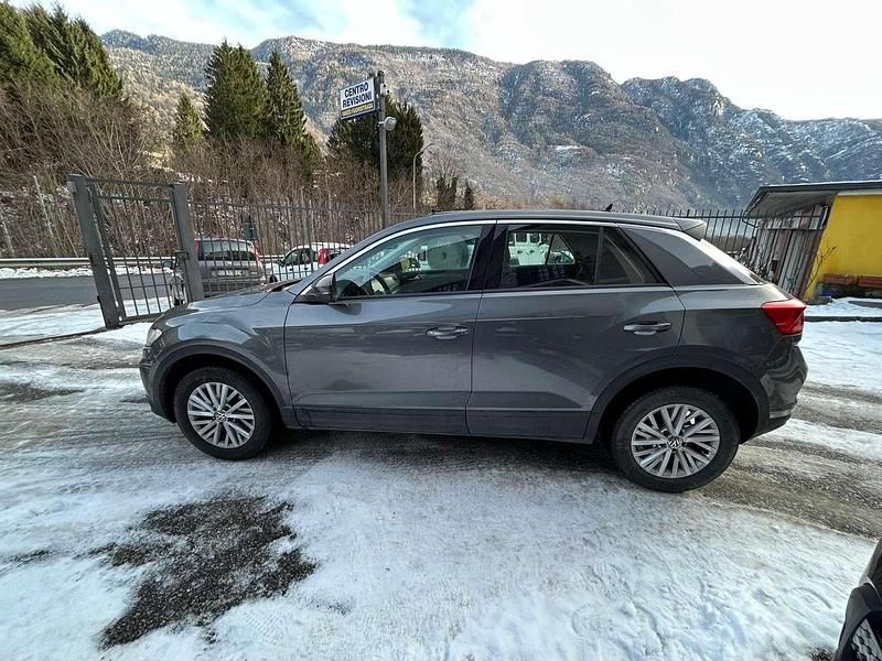 Usata VW T-Roc Business 150 CV (110 kW) 2021 Indium grey metall. SUV
