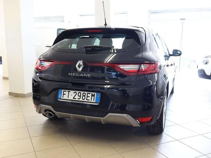 Usata Renault Mégane IV Intens 110 CV (80 kW) 2018 Nero nacrè Berlina