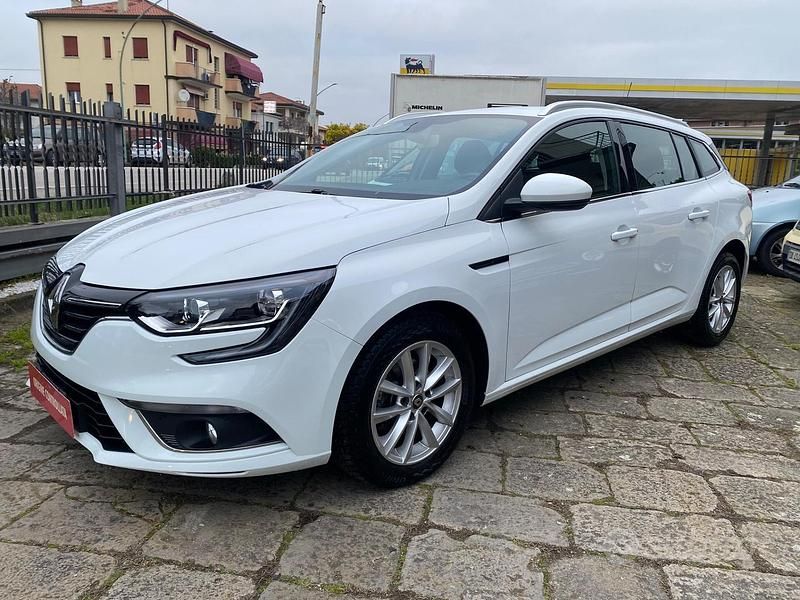 Usata Renault Mégane GrandTour Business 115 CV (84 kW) 2020 Bianco Station wagon