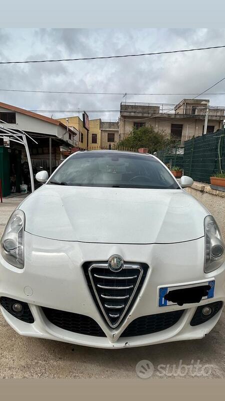 Usato 2011 Alfa Romeo Giulietta Diesel 175 CV (5.800 €)