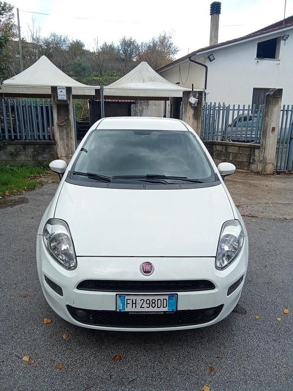 Usata Fiat Punto Easy 95 CV (69 kW) 2017 Furgone