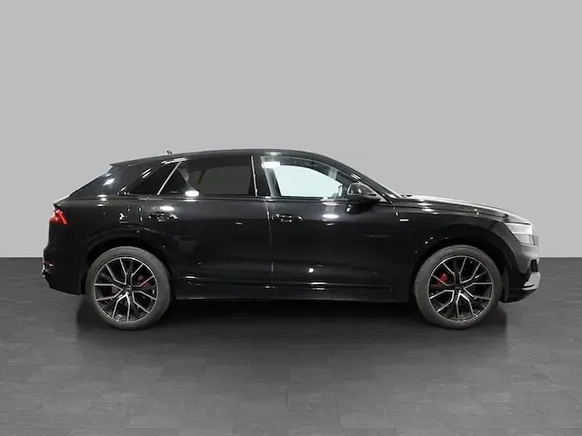 Usata Audi Q8 Sport 340 CV (250 kW) 2023 Nero mythos metallizzato SUV