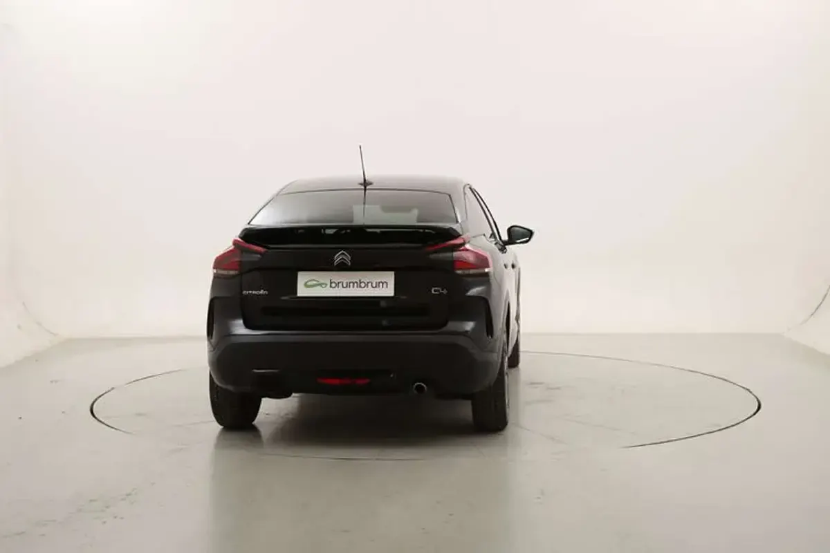 Usata Citroën C4 Shine 131 CV (96 kW) 2022 Nero Berlina