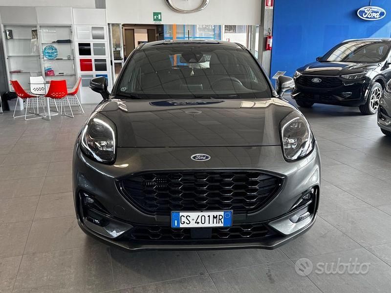 Usata Ford Puma ST-Line 125 CV (91 kW) 2024 Grigio SUV