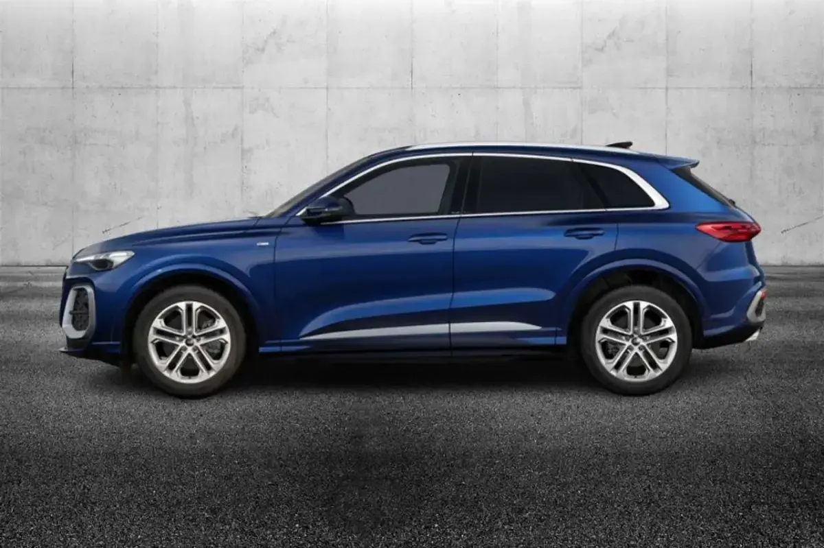 Nuova Audi Q5 204 CV (150 kW) 2026 Blu/azzurro SUV