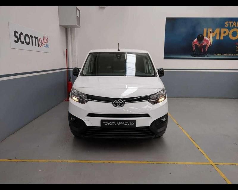 Usata Toyota Proace City City 136 CV (100 kW) 2022 Bianco Monovolume