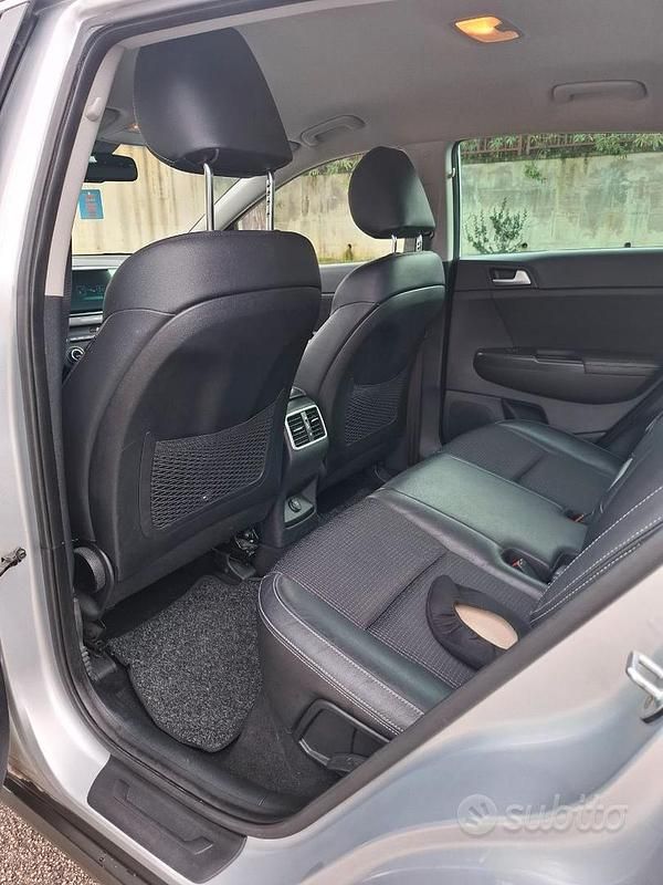 Usata Kia Sportage 115 CV (84 kW) 2016 Grigio SUV
