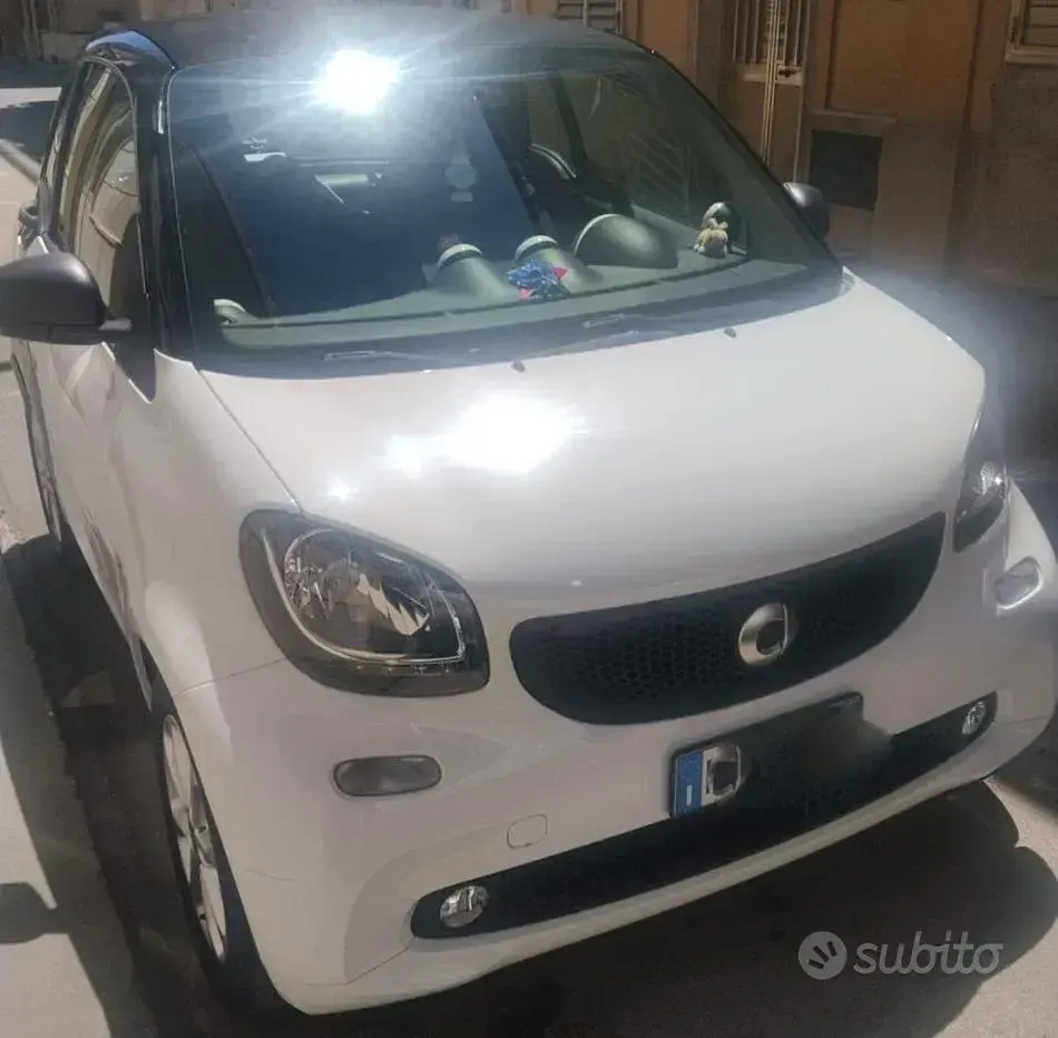 Usata Smart ForTwo Cabrio 61 CV (44 kW) 2019 Bianco Cabrio