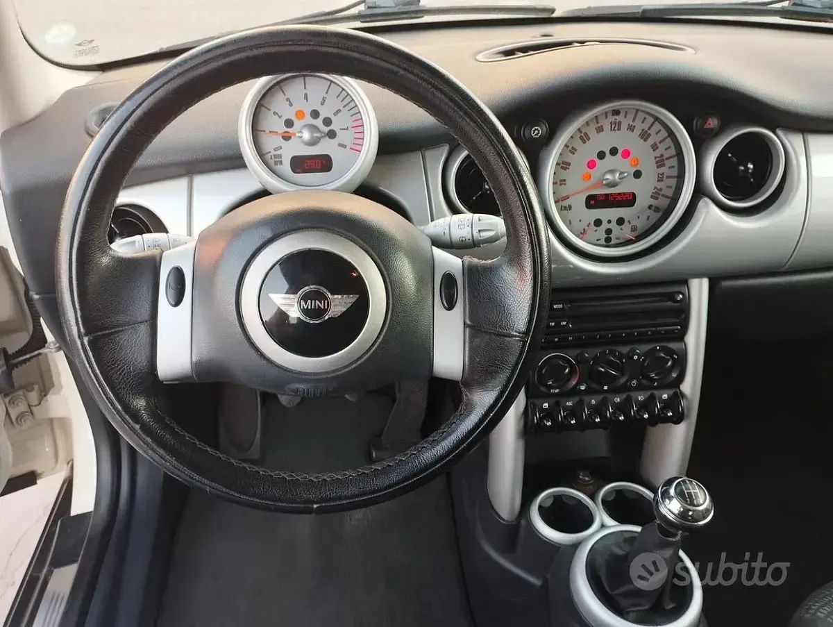 Occasion Mini Cooper 116 ch (85 kW) 2003 Beige Citadine