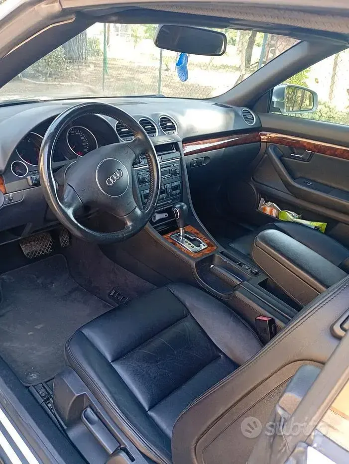 Usata Audi A4 Cabriolet 150 CV (110 kW) 2005 Grigio Cabrio