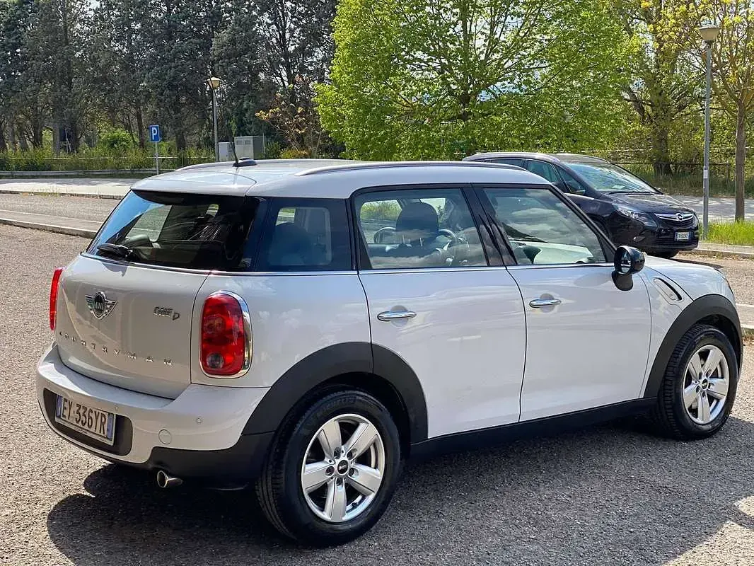 Usata Mini One D Countryman 90 CV (66 kW) 2015 Bianco SUV