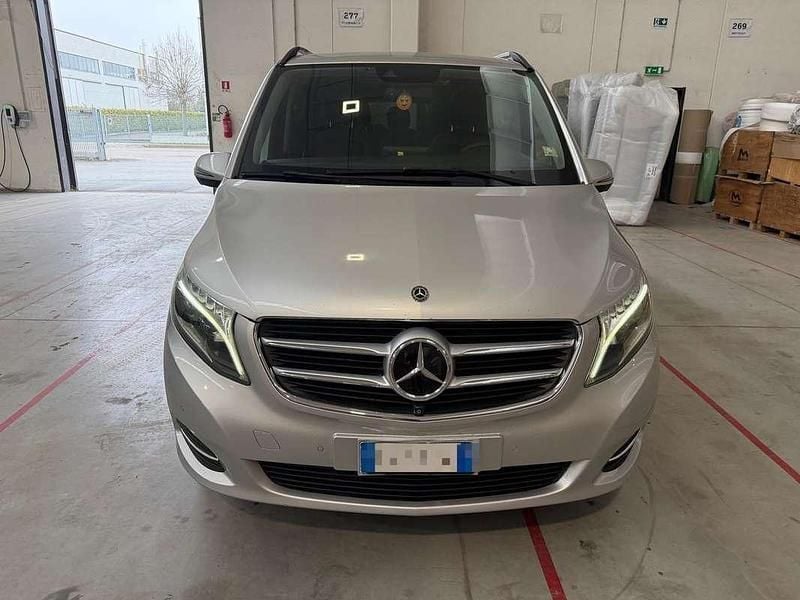 Usata Mercedes V250 Avantgarde 190 CV (139 kW) 2019 Argento Monovolume