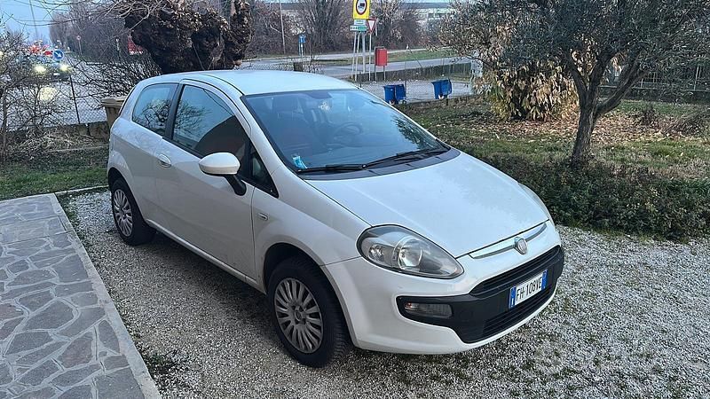 Usata Fiat Grande Punto 2010 Bianco Utilitaria