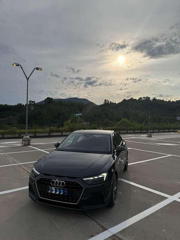 Usata Audi A1 95 CV (69 kW) 2019 Grigio Berlina