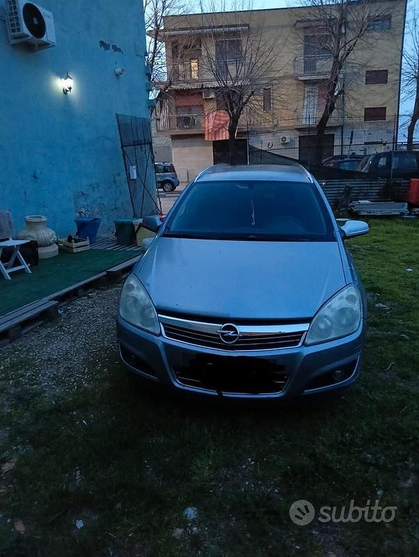 Usata Opel Astra 94 CV (69 kW) 2008 Grigio Station wagon