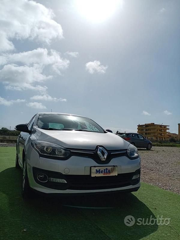 Usata Renault Mégane 110 CV (80 kW) 2015 Grigio Berlina