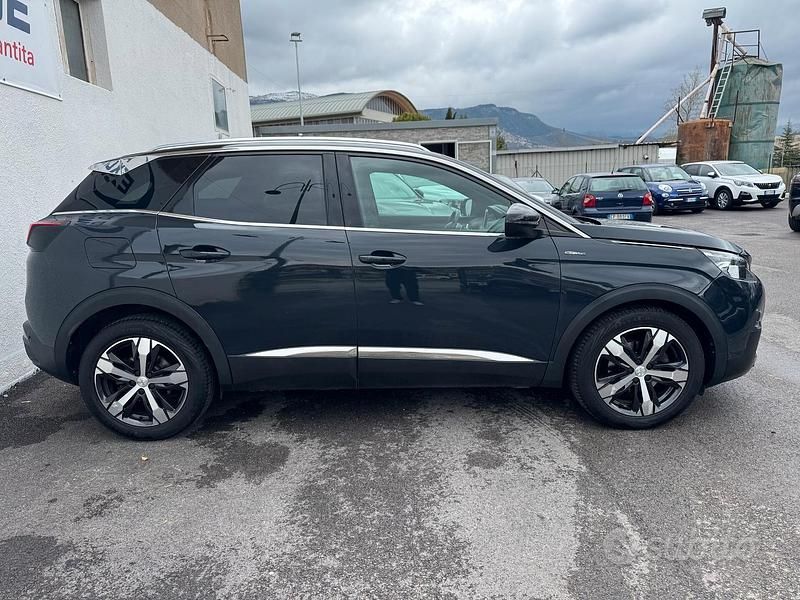 Usata Peugeot 3008 GT-line 131 CV (96 kW) 2019 Grigio SUV