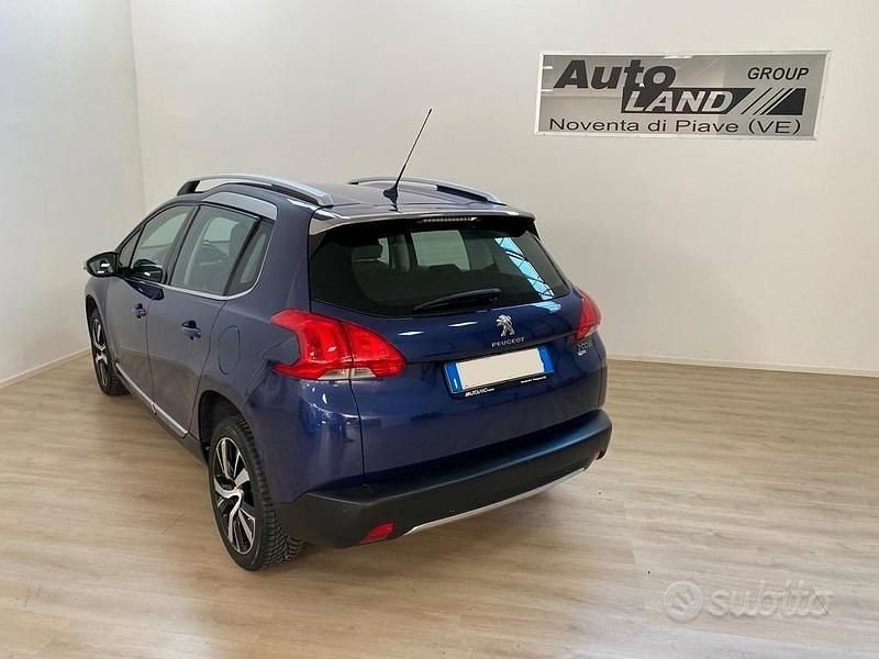 Usata Peugeot 2008 Allure 115 CV (84 kW) 2014 Blu/azzurro SUV