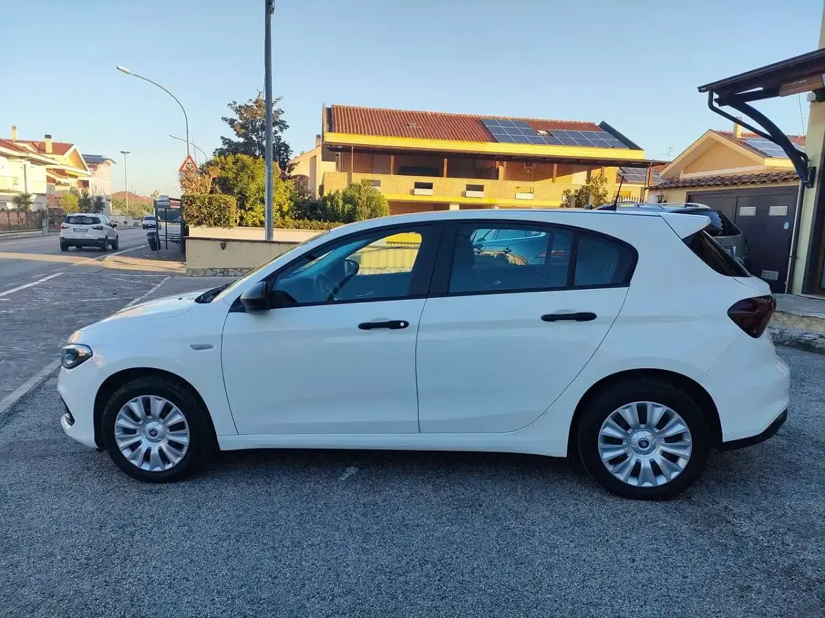 Usata Fiat Tipo 131 CV (96 kW) 2024 Bianco Berlina