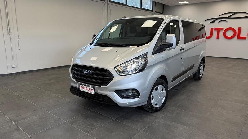 Usata Ford Transit Custom Trend 130 CV (95 kW) 2022 Argento Station wagon