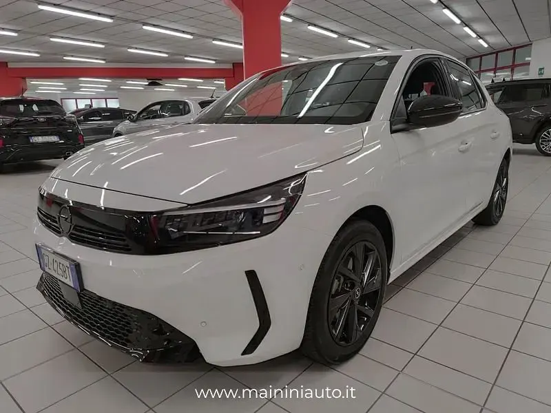 Usata Opel Corsa 101 CV (74 kW) 2025 Utilitaria