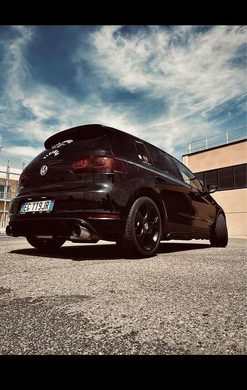 Usata VW Golf VI GTI 211 CV (155 kW) 2009 Nero Utilitaria