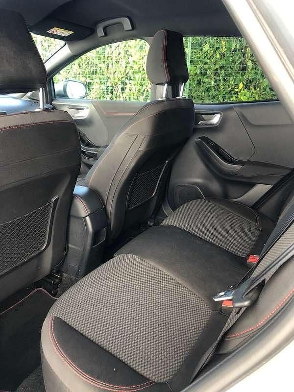 Usata Ford Puma 125 CV (91 kW) 2022 Argento SUV