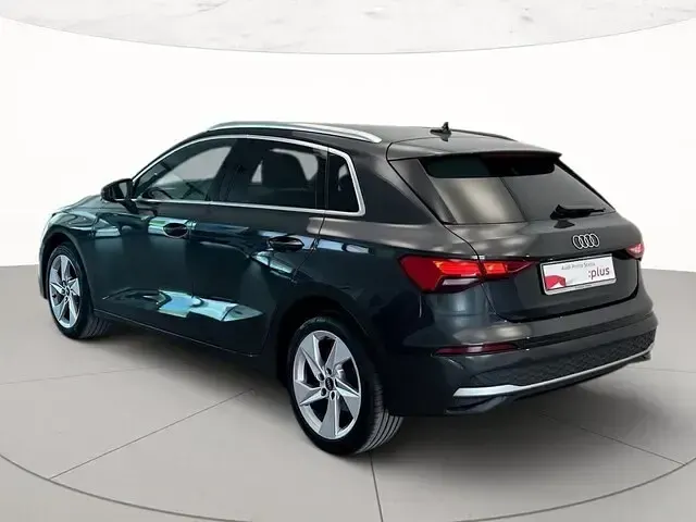 Usata Audi A3 Business 116 CV (85 kW) 2025 Grigio manhattan metallizzato Berlina
