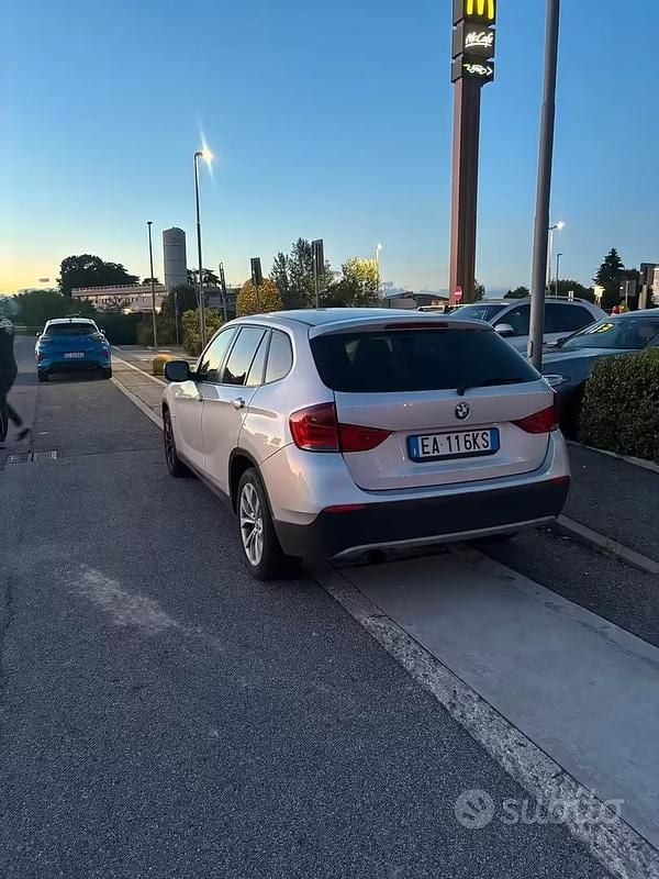 Usata BMW X1 150 CV (110 kW) 2010 Grigio SUV