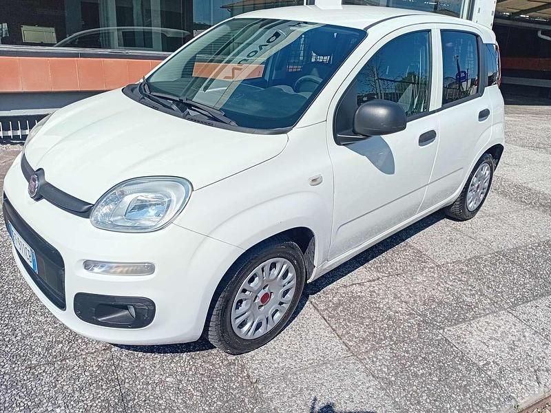 Usata Fiat Panda 80 CV (58 kW) 2016 Bianco Utilitaria