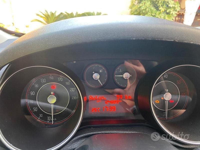 Usata Fiat Punto 95 CV (69 kW) 2016 Blu Utilitaria