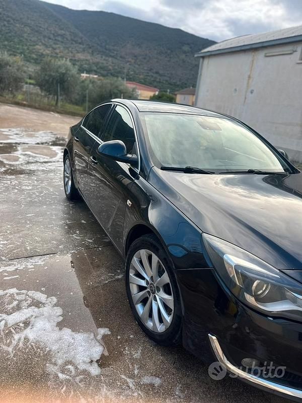 Usata Opel Insignia 194 CV (142 kW) 2015 Nero Berlina