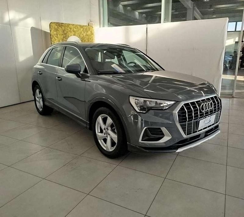 Grigio dakota Usata 2020 Audi Q3 Advanced SUV | 26.900 € (Super prezzo) - Immagine 1/4
