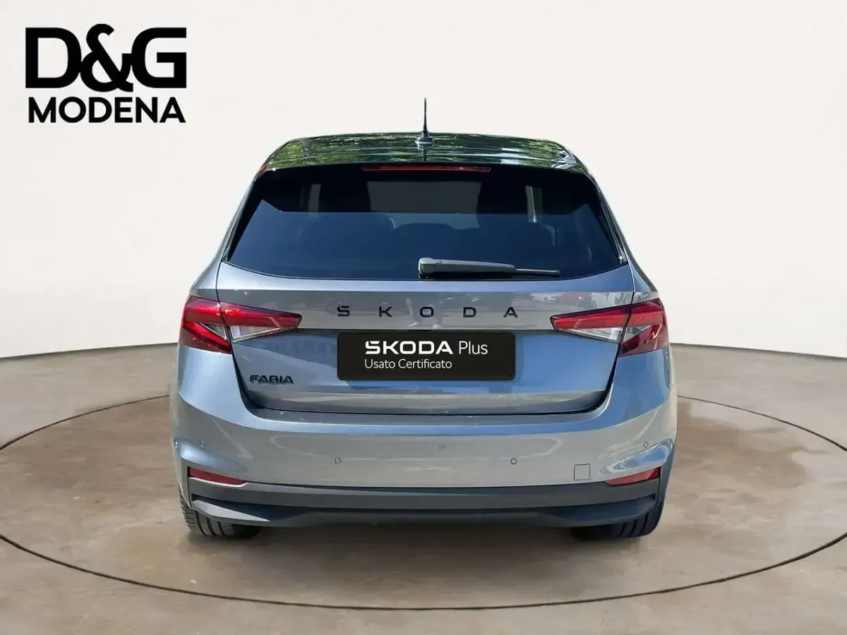 Usata Skoda Fabia 80 CV (58 kW) 2025 Argento Utilitaria