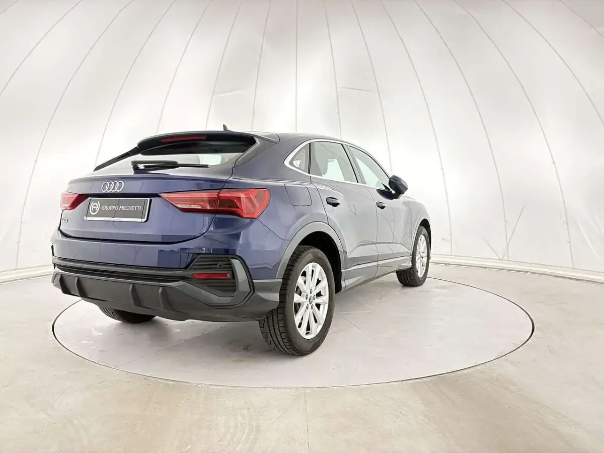 Usata Audi Q3 245 CV (180 kW) 2022 Blu/azzurro SUV