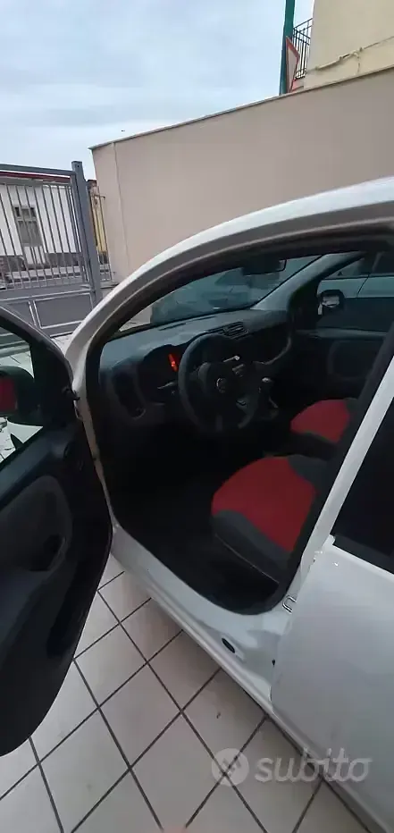 Usata Fiat Panda 69 CV (50 kW) 2012 Bianco Utilitaria
