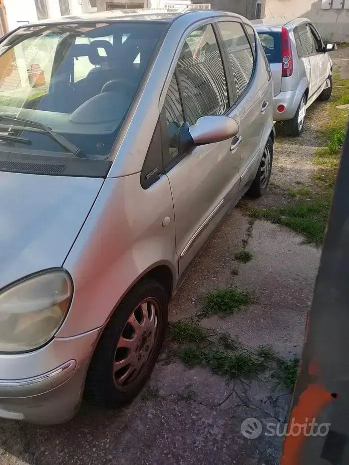 Usata Mercedes A170 95 CV (69 kW) 2002 Grigio Monovolume