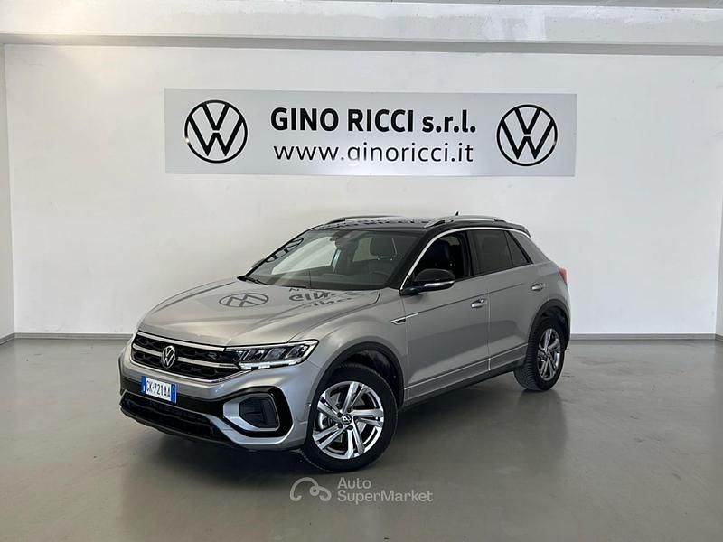 Usata VW T-Roc R-line 150 CV (110 kW) 2023 Argento SUV