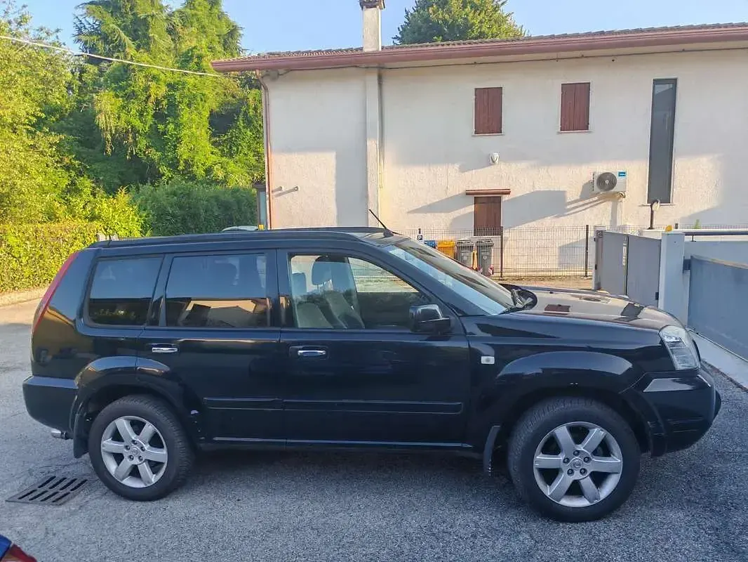 Usata Nissan X-Trail 136 CV (100 kW) 2007 SUV