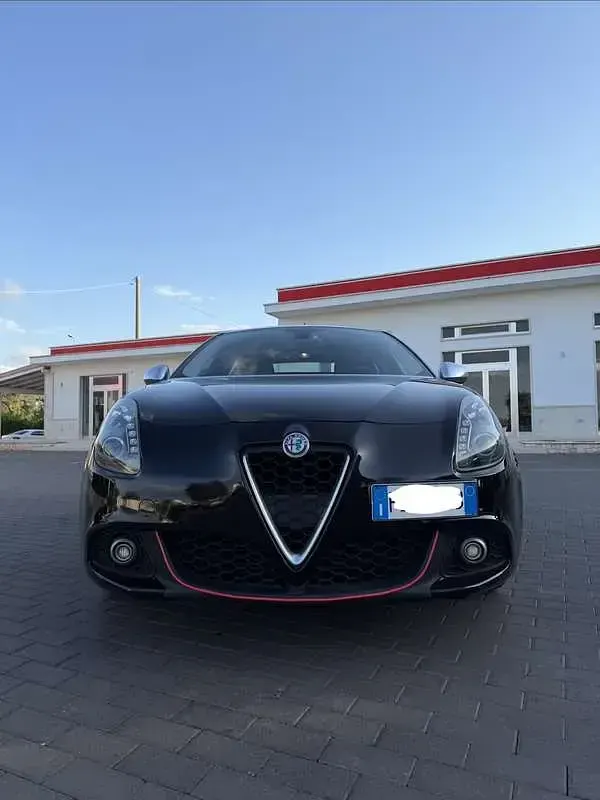 Usata Alfa Romeo Giulietta Super 120 CV (88 kW) 2016 Utilitaria
