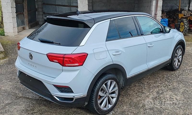 Usata VW T-Roc Style 116 CV (85 kW) 2019 Bianco SUV