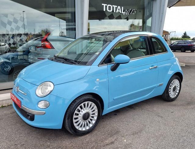 Usata Fiat 500 Lounge 84 CV (61 kW) 2010 Azzurro pastello Utilitaria