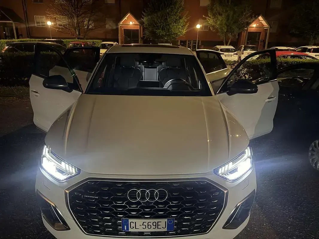 Usata Audi Q5 Sportback S-line plus 204 CV (150 kW) 2022 Bianco SUV