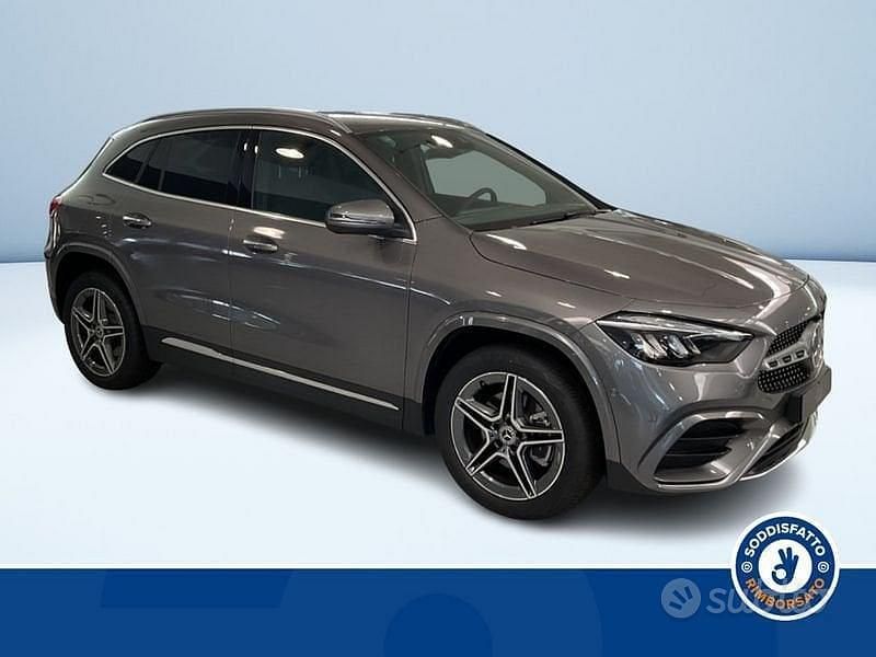 Nuova Mercedes GLA250 2025 Grigio SUV