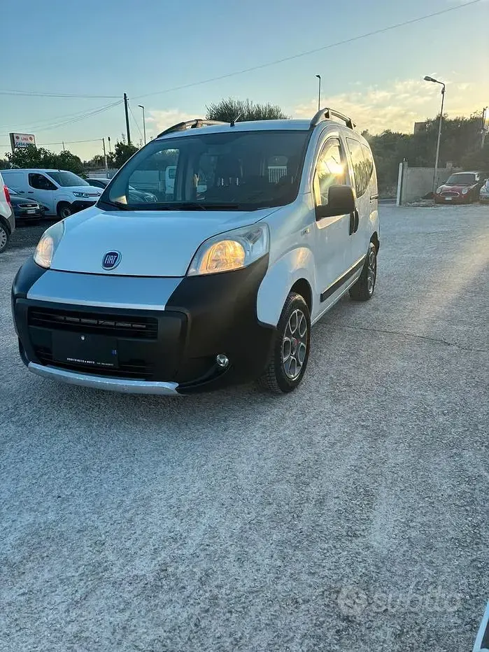 Usata Fiat Qubo Dynamic 80 CV (58 kW) 2016 Bianco Monovolume