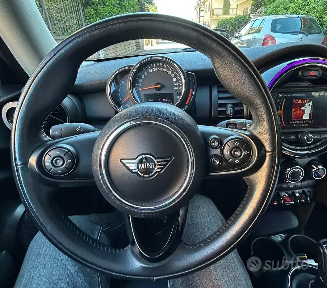 Usata Mini ONE 75 CV (55 kW) 2019 Bianco Utilitaria