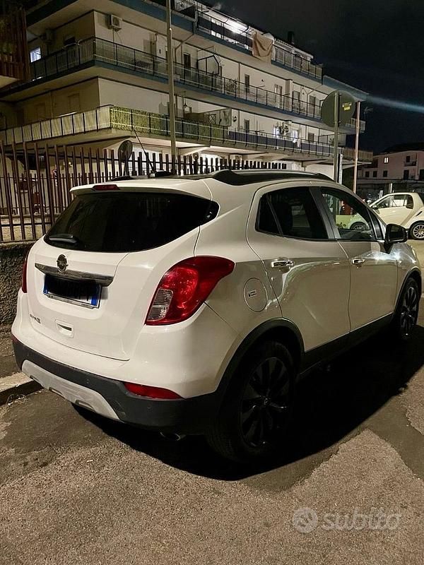 Usata Opel Mokka X 136 CV (100 kW) 2017 Bianco SUV