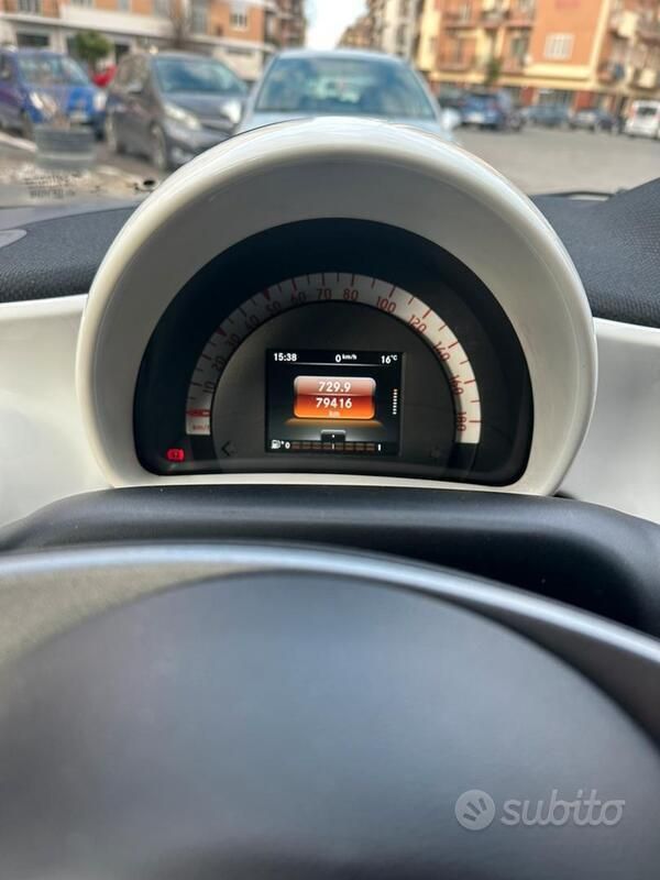 Usata Smart ForFour Passion 71 CV (52 kW) 2015 Nero Utilitaria